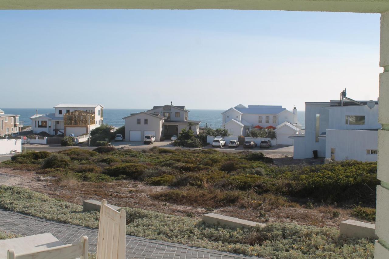 Adam'S Guest House Yzerfontein Exterior photo